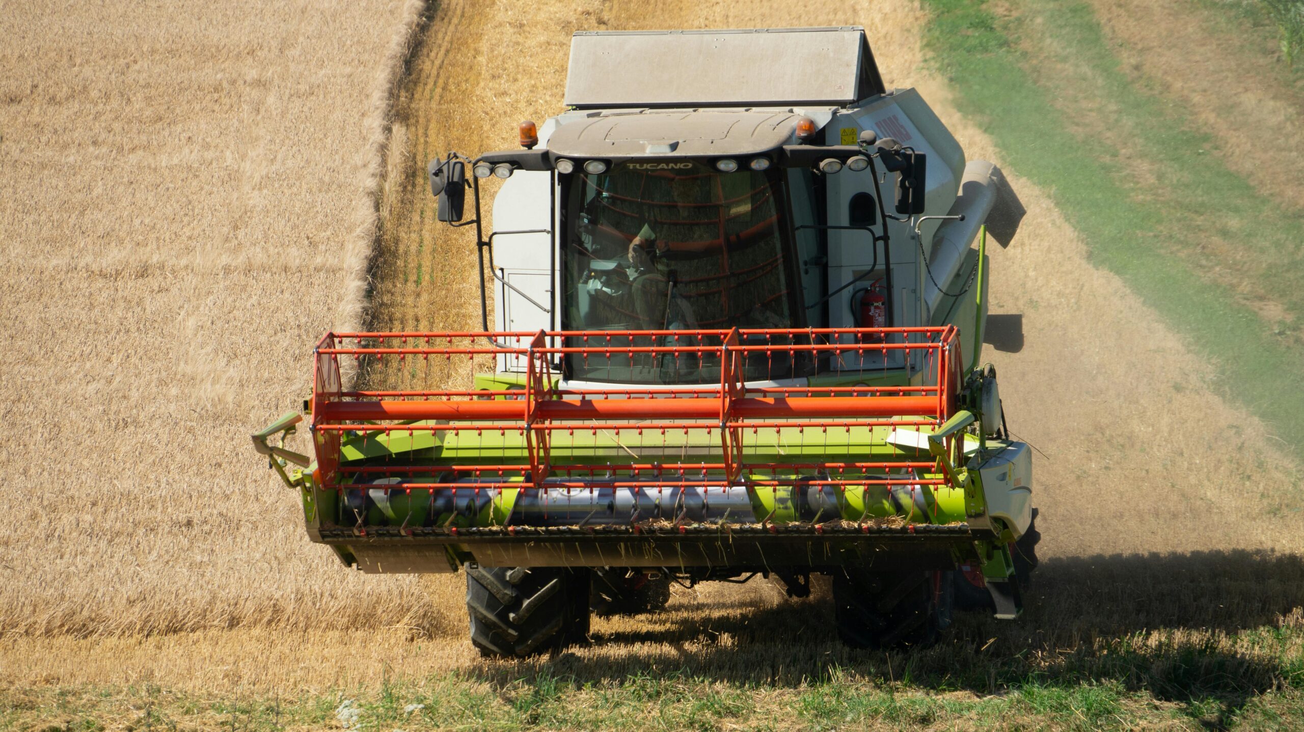 Siatka John Deere – niezawodność w pracy z maszynami rolniczymi